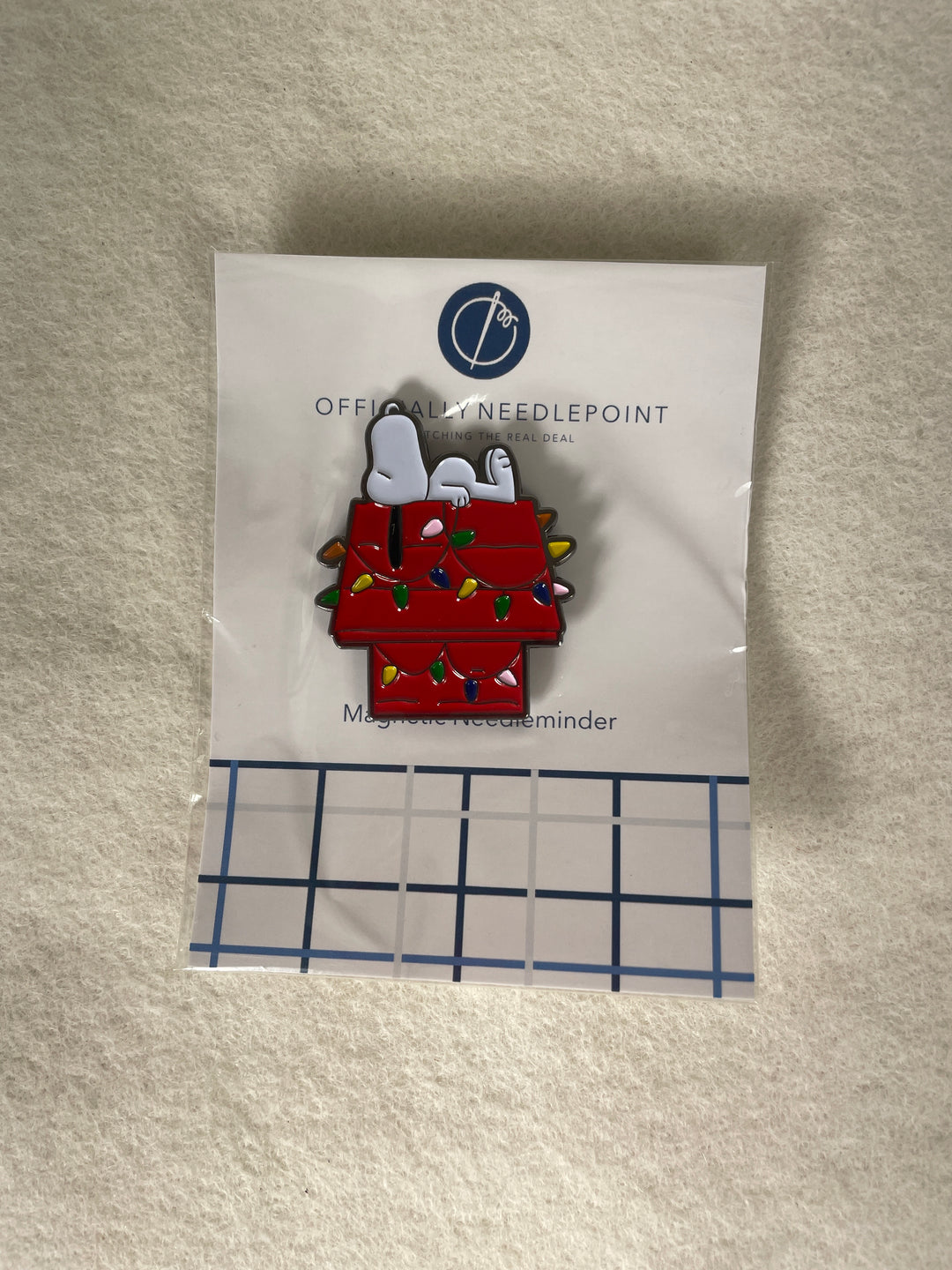 * Officially Needlepoint "A Charlie Brown Christmas"- Snoopy on Doghouse Needle Minder