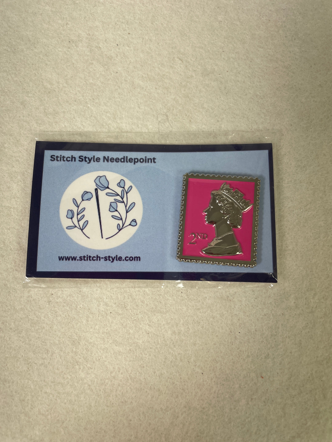 Stitch Style Pink Queen Stamp Needle Minder