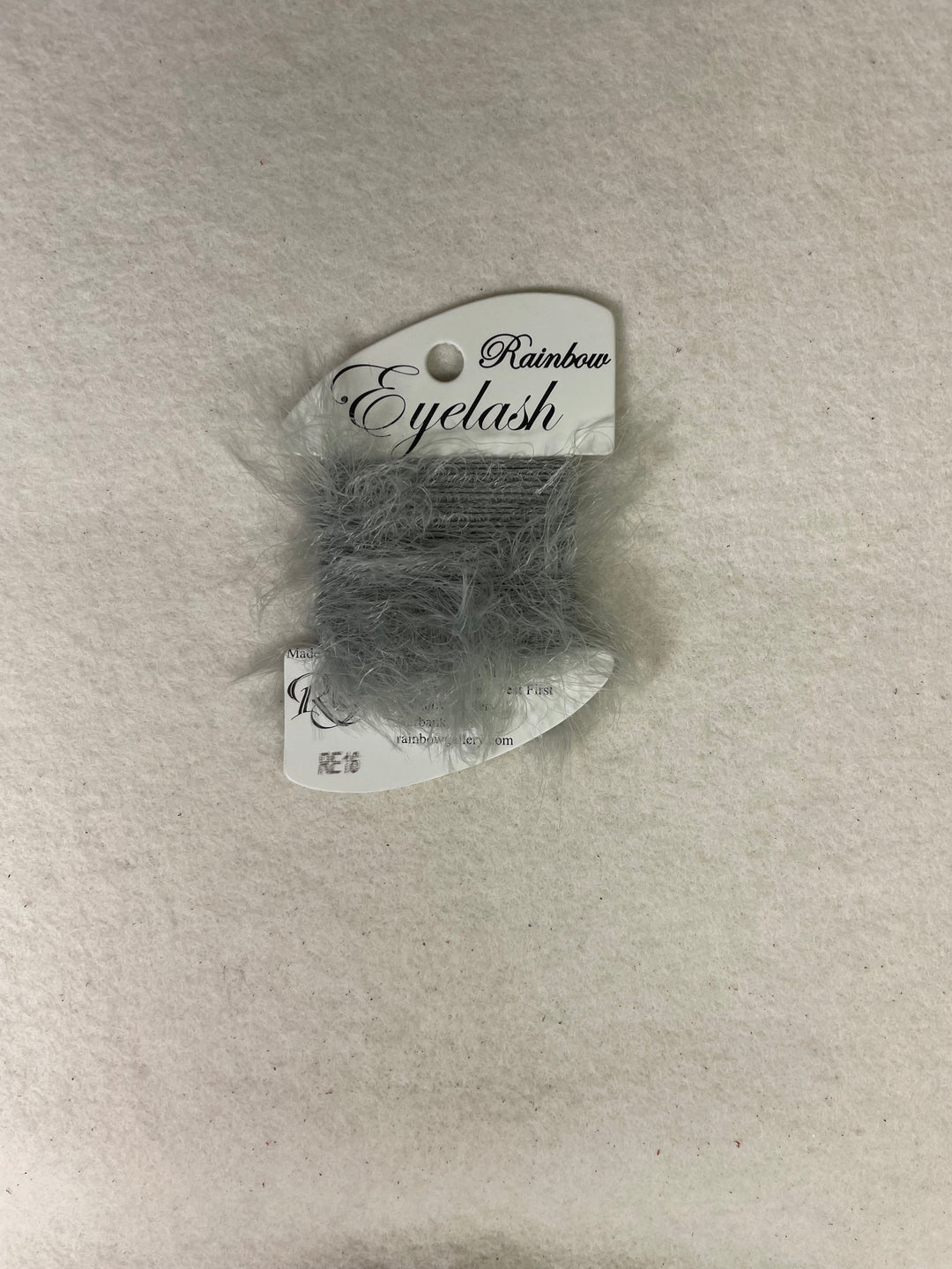 * Eyelash RE16 Gorgeous Gray