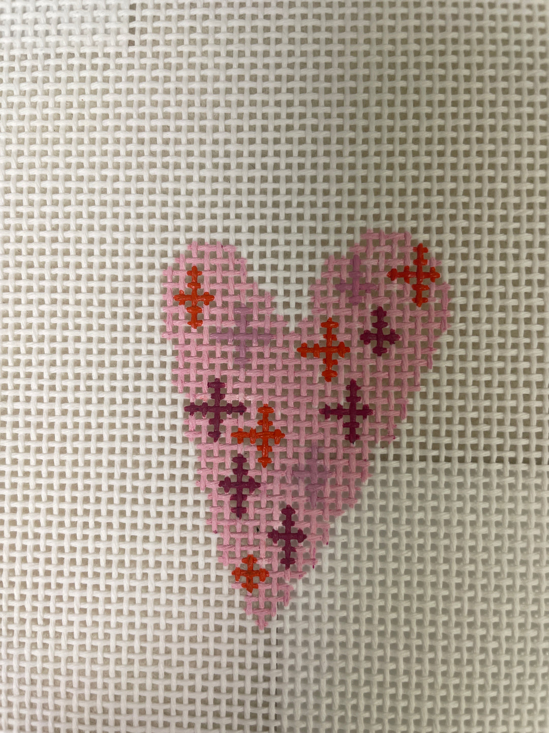 * Pippin PND703 Crosses Heart