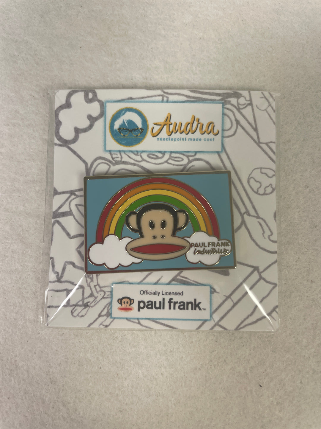 * Audra 601 Rainbow Julius Needle Minder