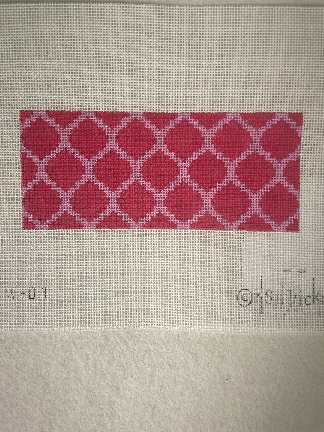 * Kate Dickerson INSLJW07 Quatrefoils- Pink and Watermelon Lee's Jewelry Box Insert