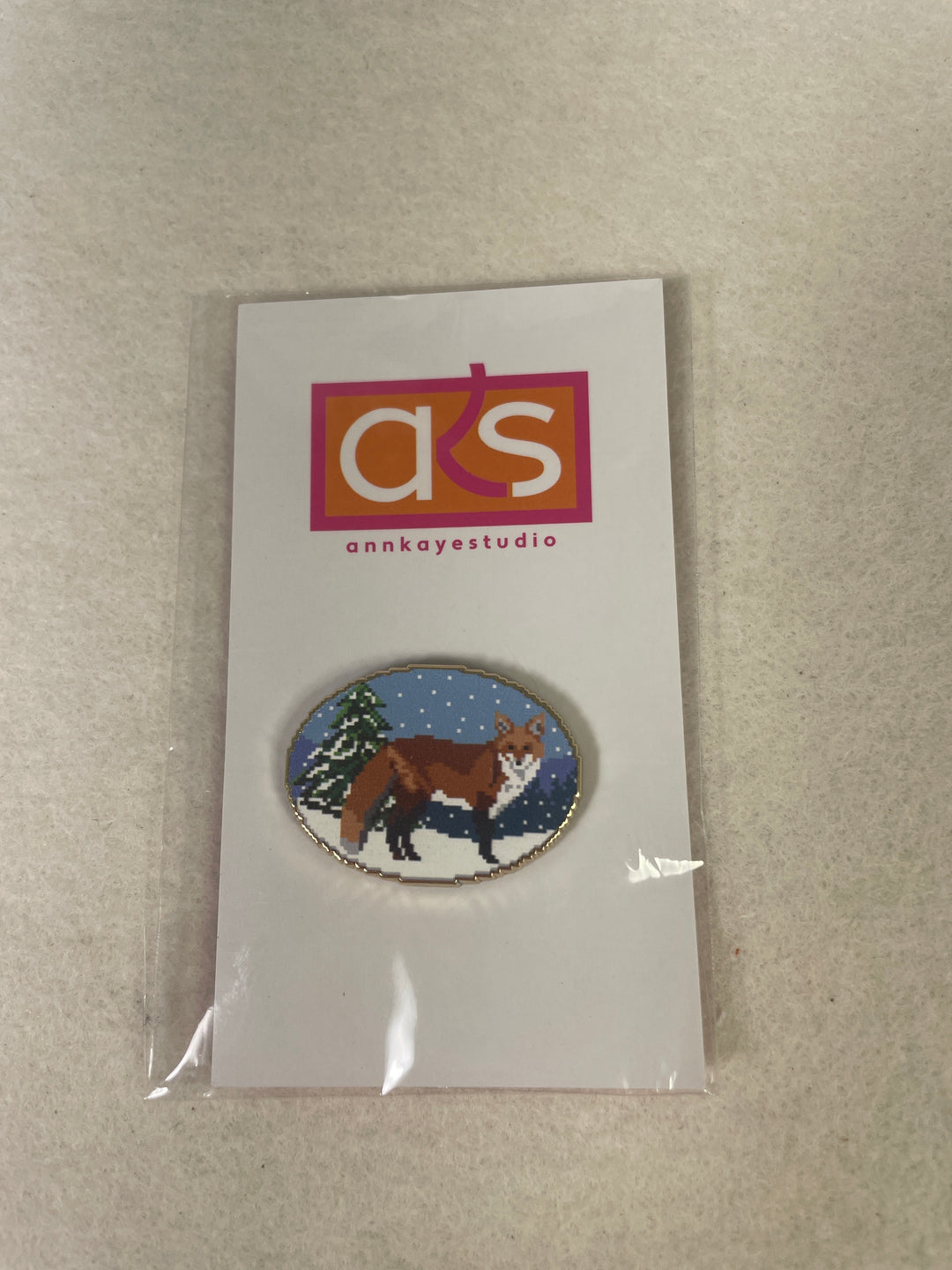 Ann Kaye Fox Needle Minder