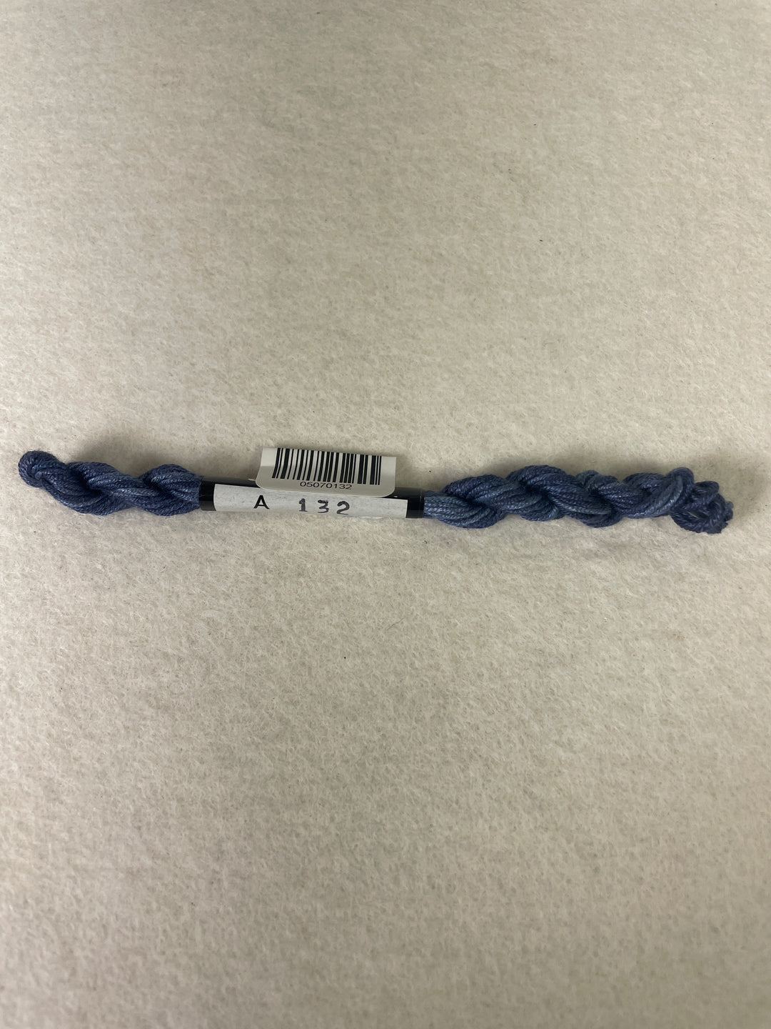 ThreadworX Au Ver A Soie O/D Silk-  A132 Navy Pier