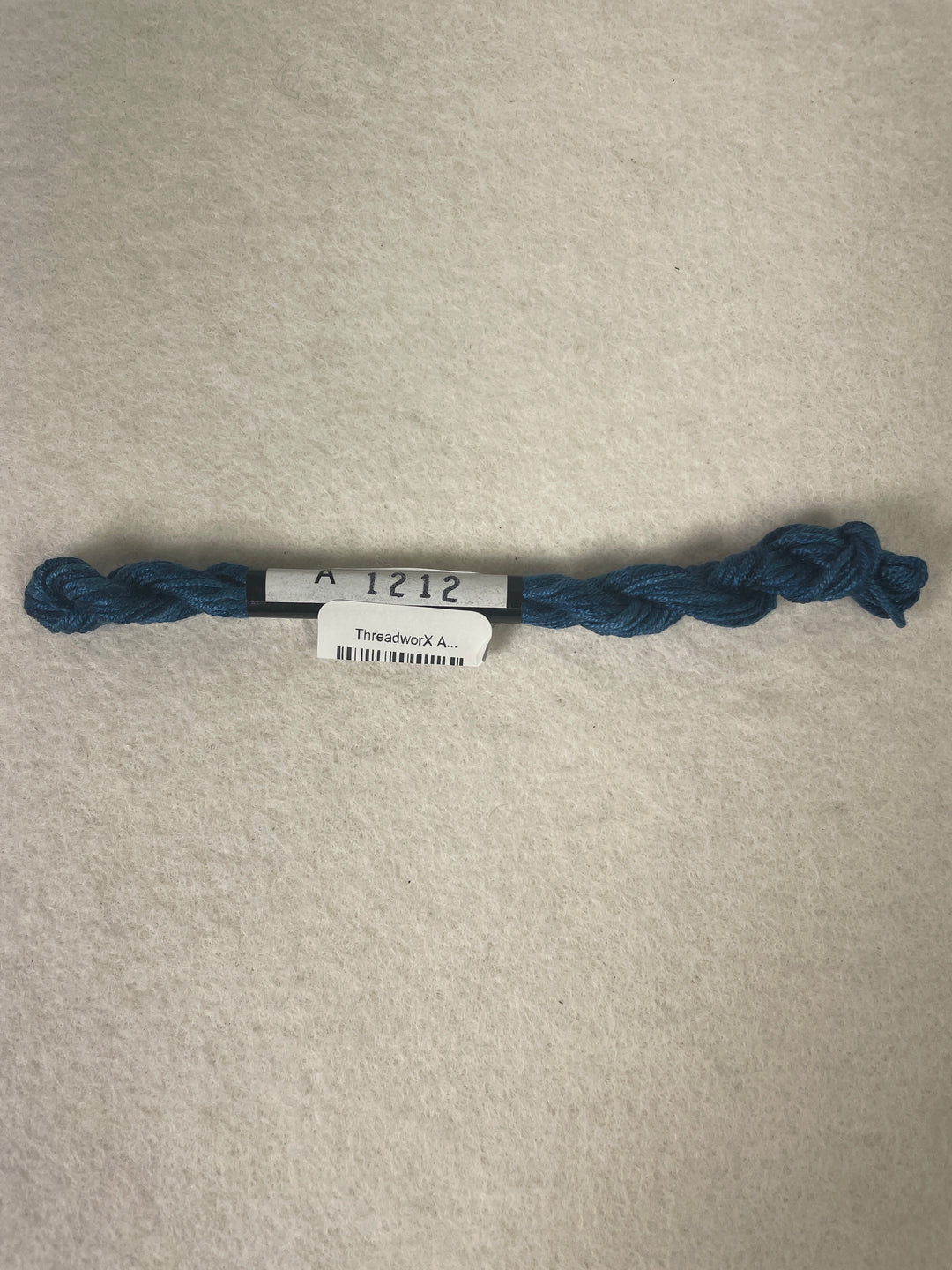 ThreadworX Au Ver A Soie O/D Silk-  A1212 Marine Blue