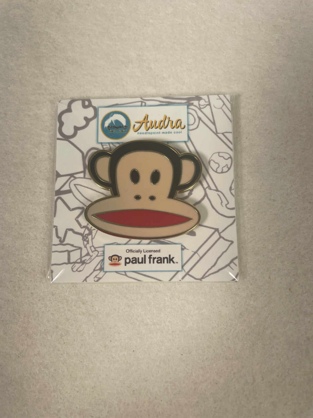 * Audra 601 Paul Frank Needle Minder