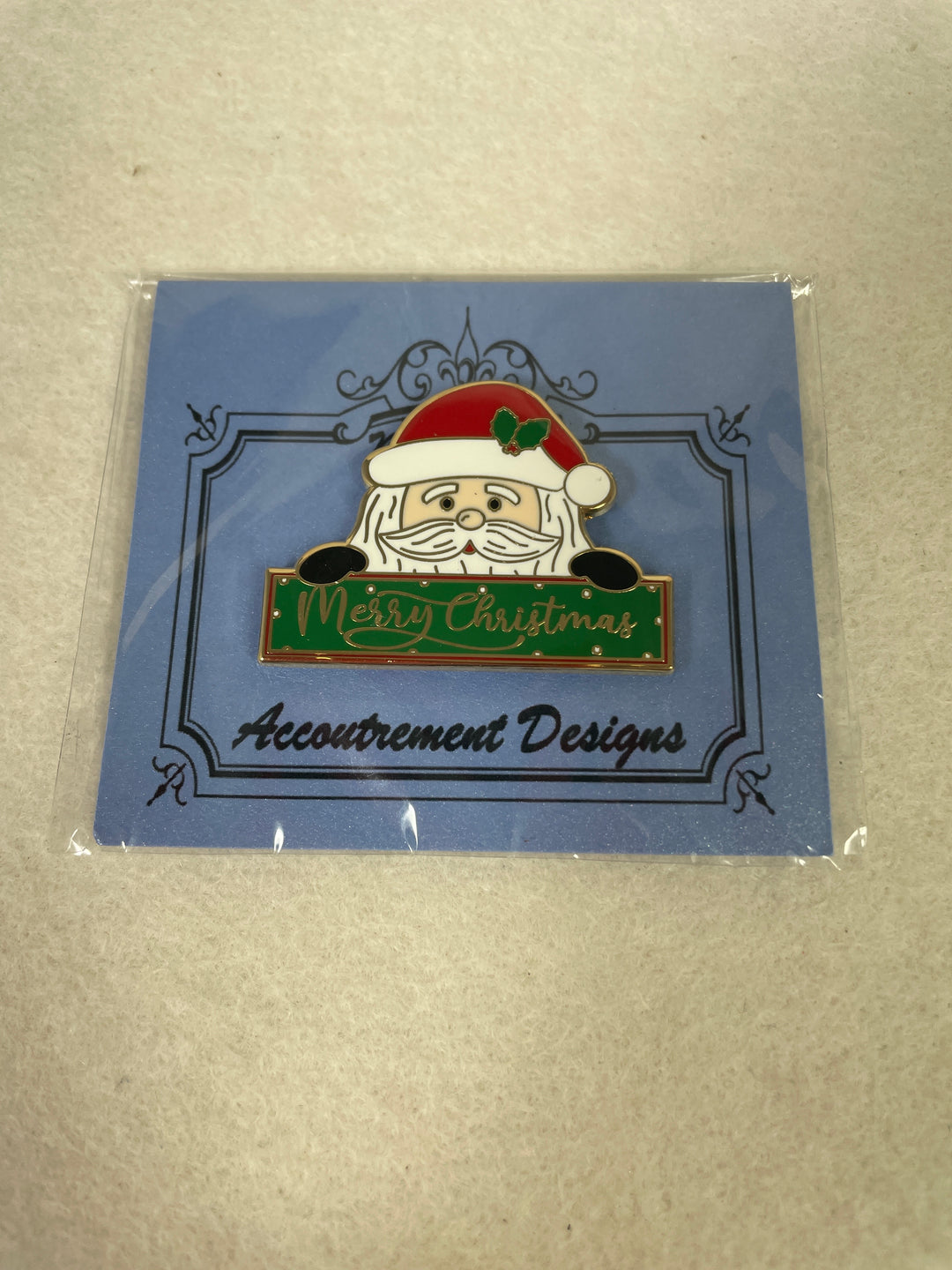 Accoutrement Designs- Santa, Merry Christmas Needleminder