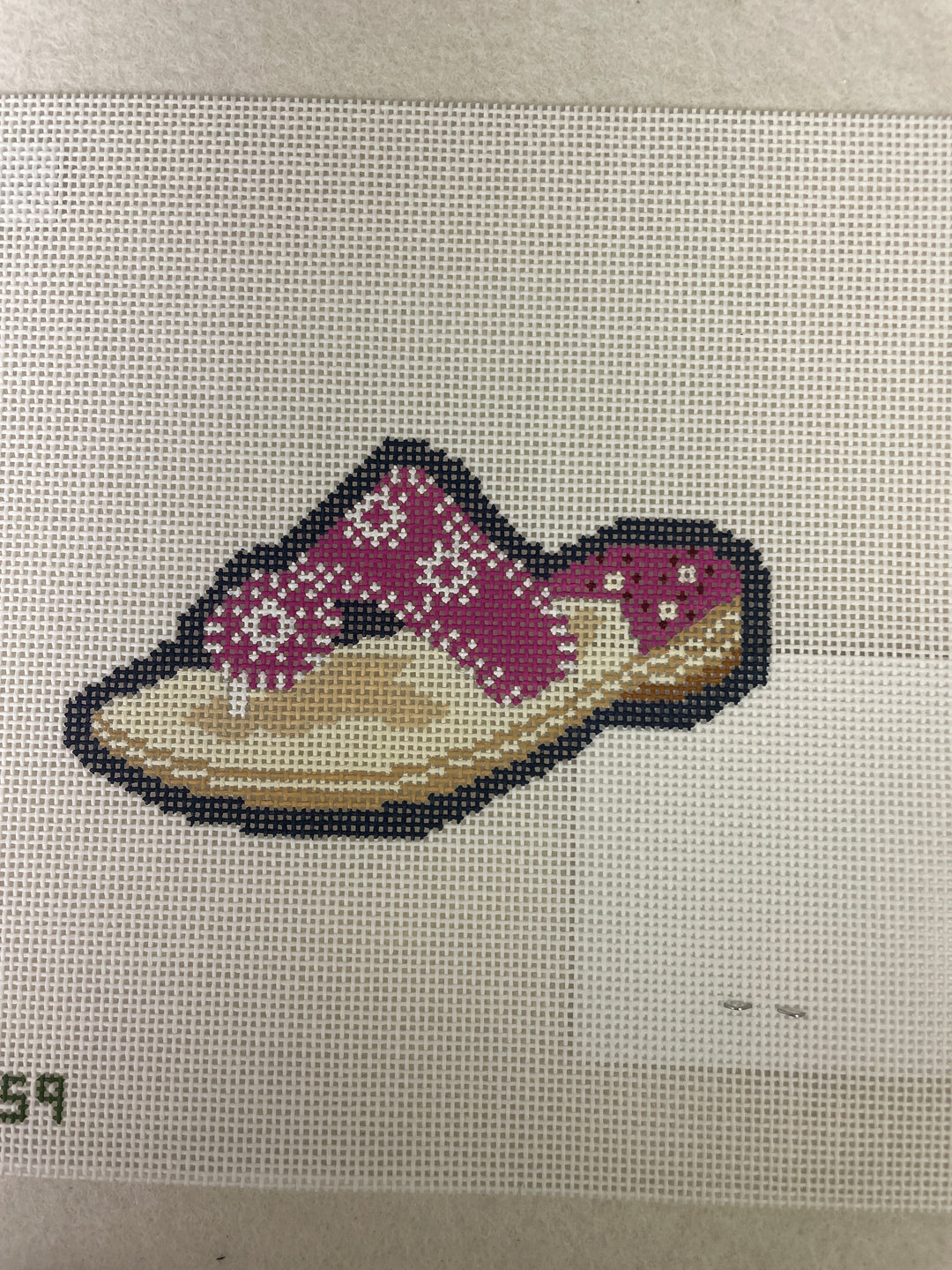 *Elm Tree Needlepoint Designs XC059 Jack Rodgers Sandal