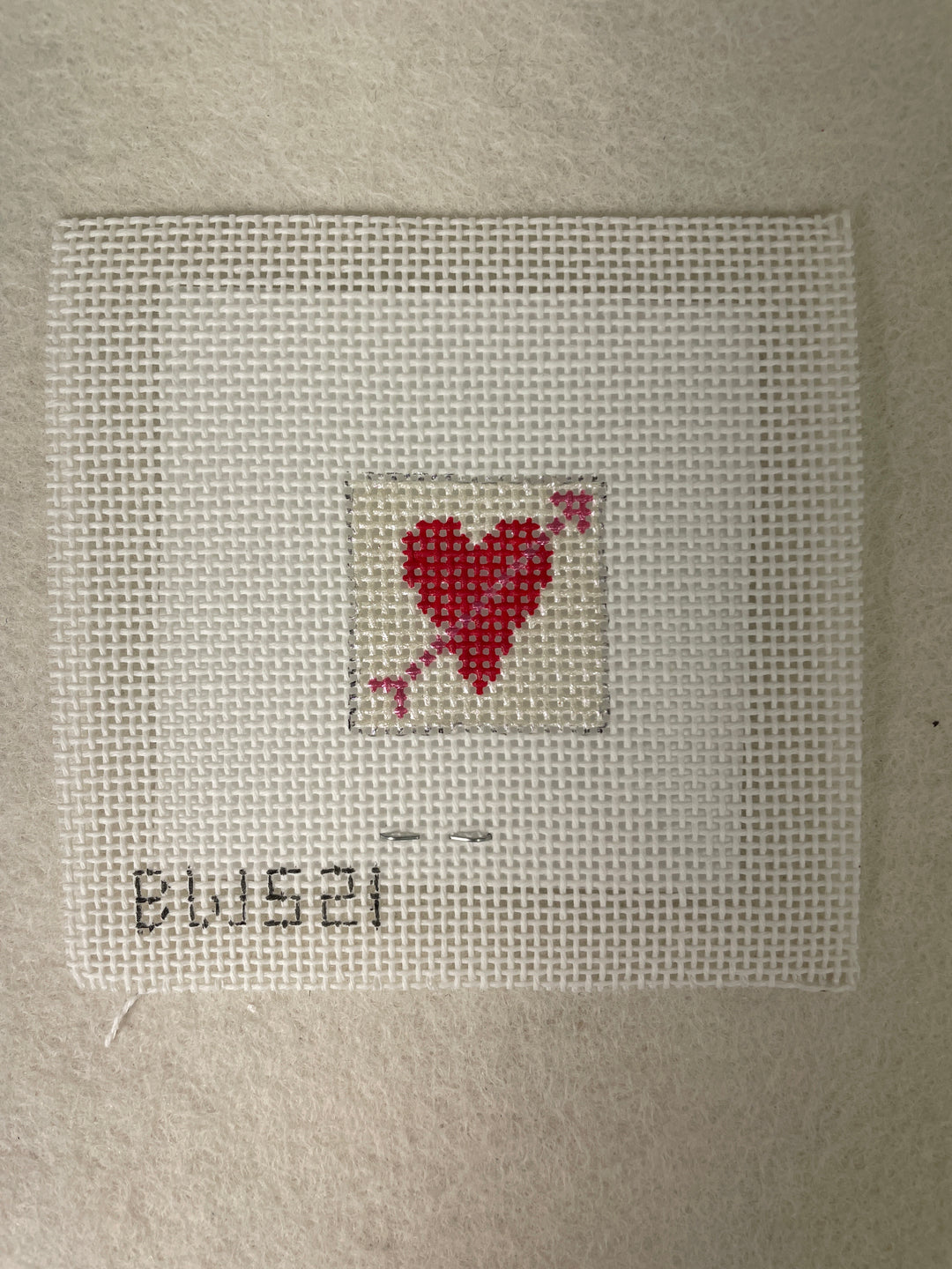 * Blue Waters Needlepoint BW521 Heart with Arrow 1 inch Square