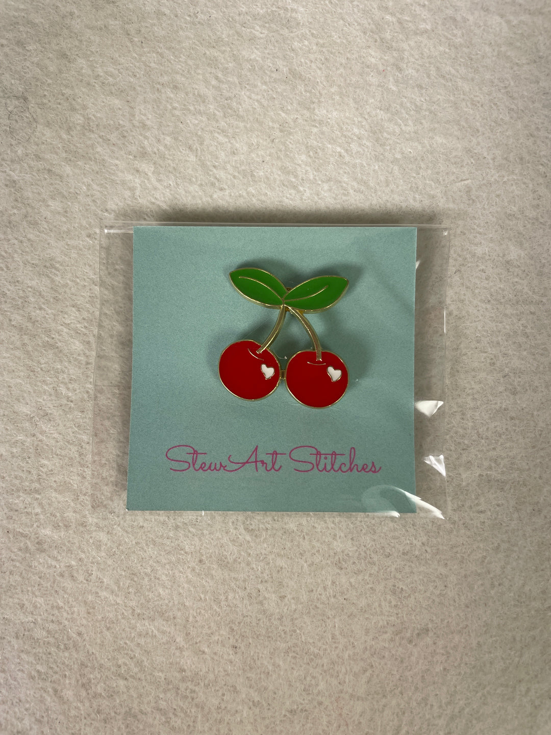 *StewArt Stitches Cherries Needleminder