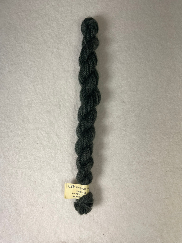 Gumnut BL-629 Blossoms Crewel Wool
