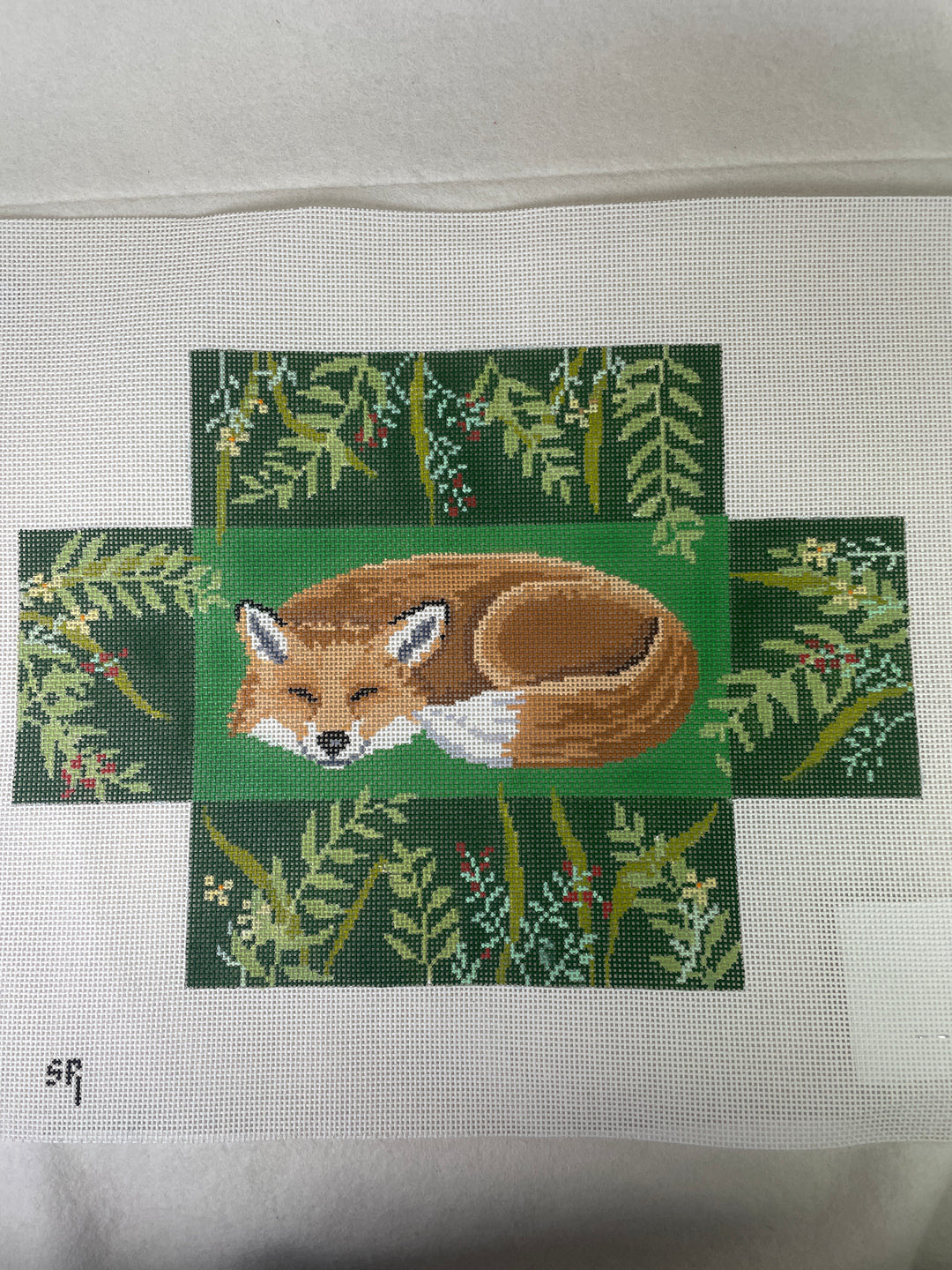 * Susan Roberts Needlepoint 6324 Sleeping Fox Brick Cover