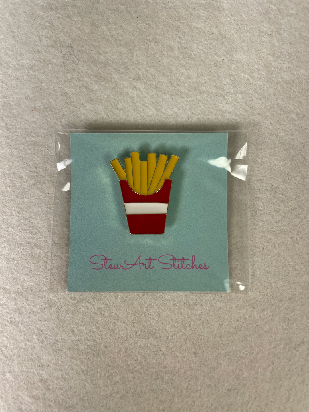 *StewArt Stitches Fries Needleminder