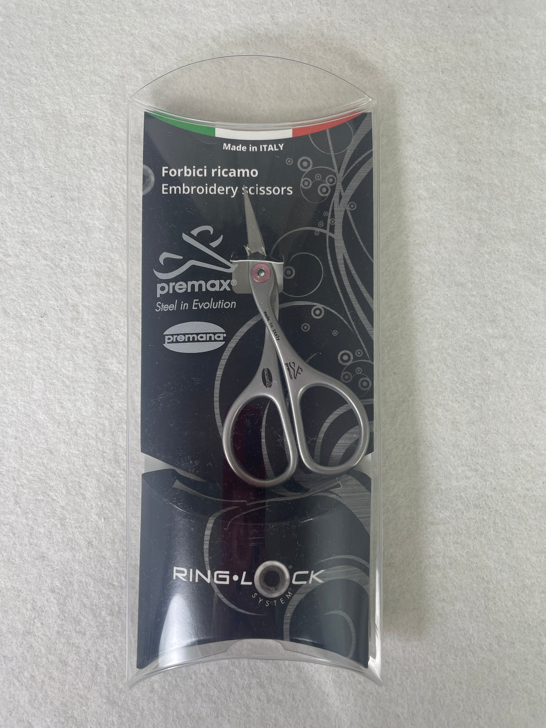 Premax X301 3 3/4 Embroidery Scissors- Ringlock