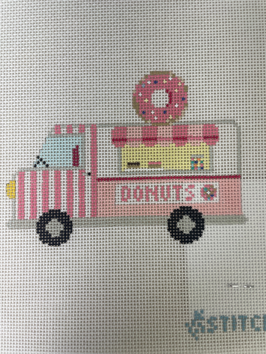 * Stitch Style SS322 Donut Truck