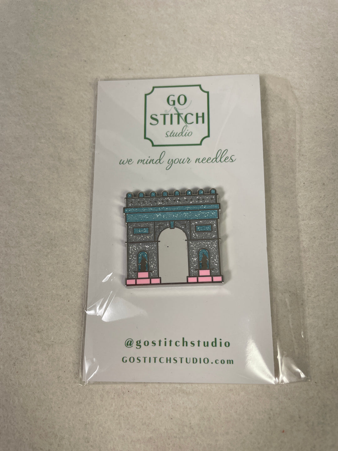 Go Stitch Studio Arc de Triomphe Needle Minder
