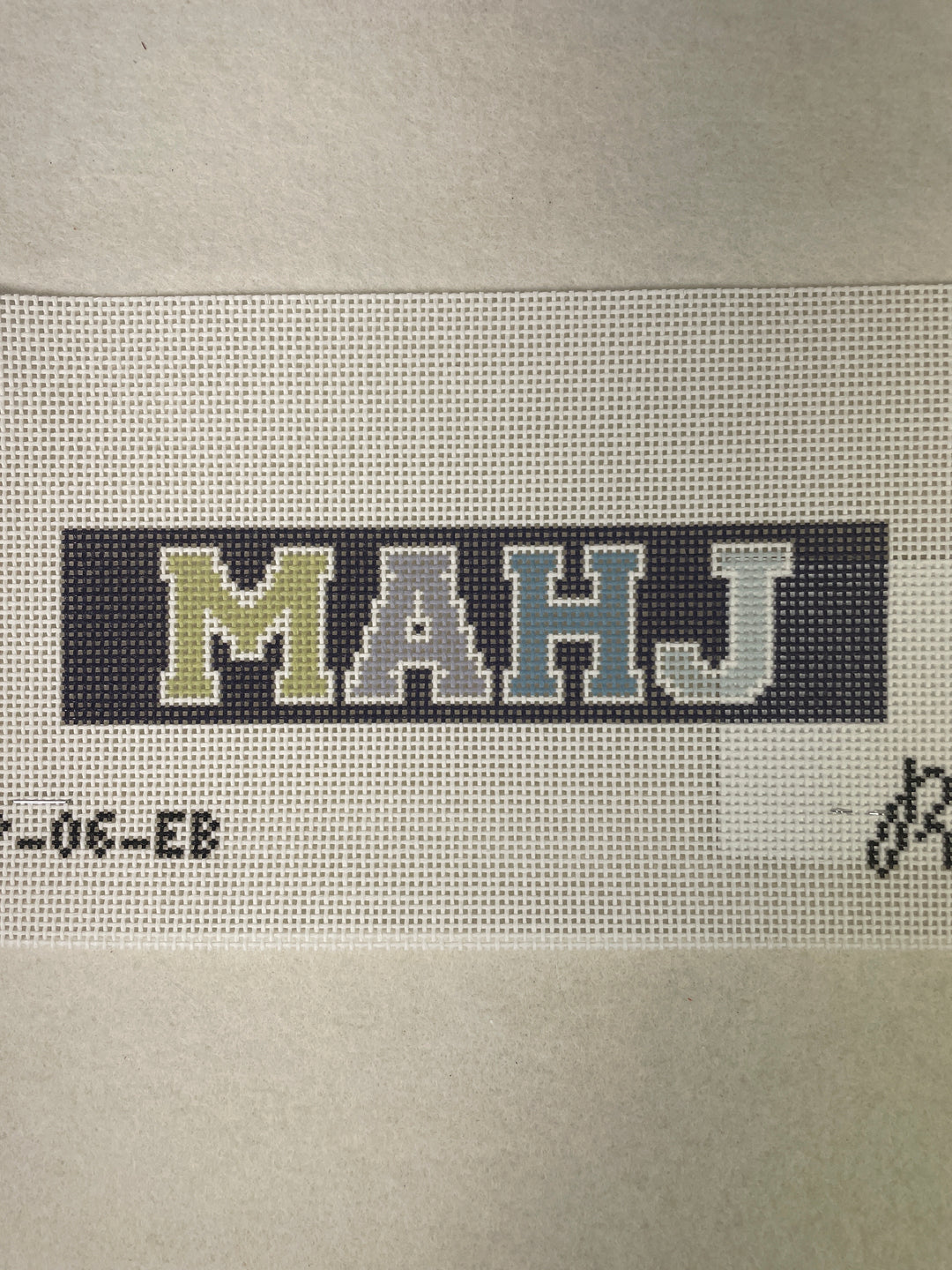 * Rachel Barri 'MAHJ' Fob - Navy