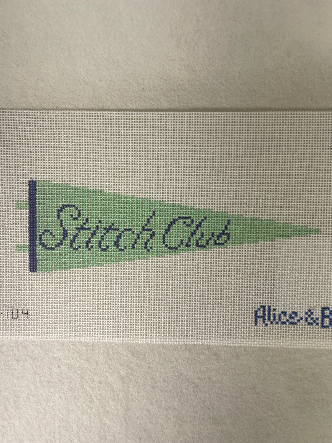 * Alice and Blue AB104 Stitch Club Pendant