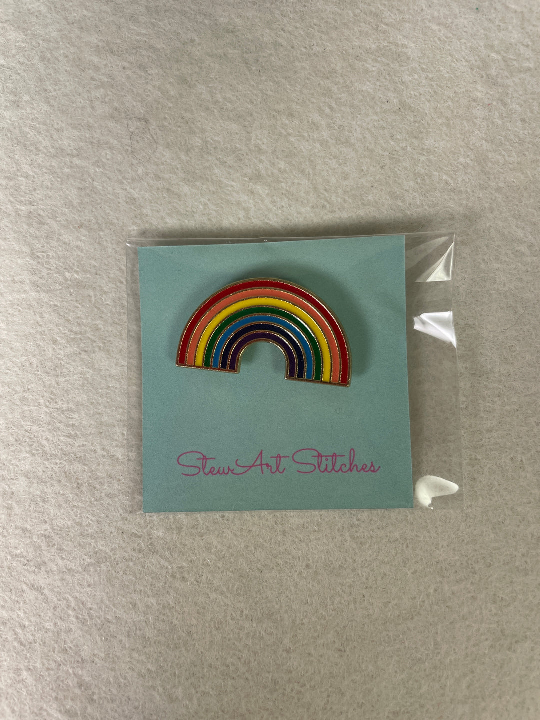 *StewArt Stitches  Rainbow Needleminder