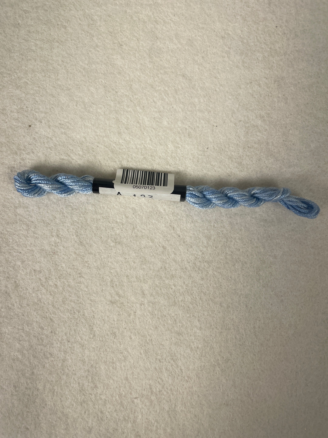 ThreadworX Au Ver A Soie O/D Silk-  A123 Blueberry Popsicle