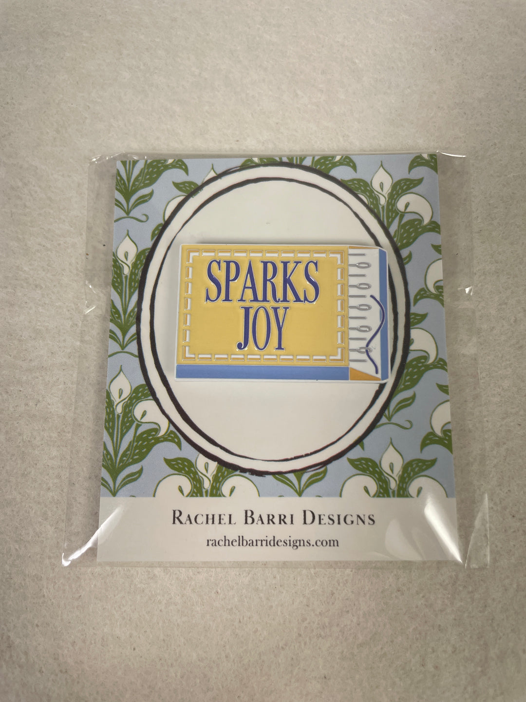 * Rachel Barri Sparks Joy Needle Minder
