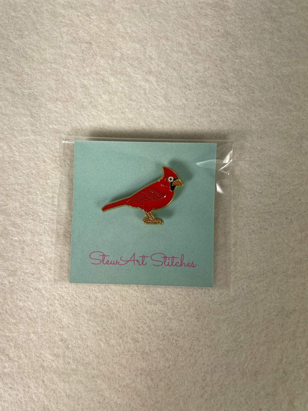 *StewArt Stitches Cardinal Needleminder