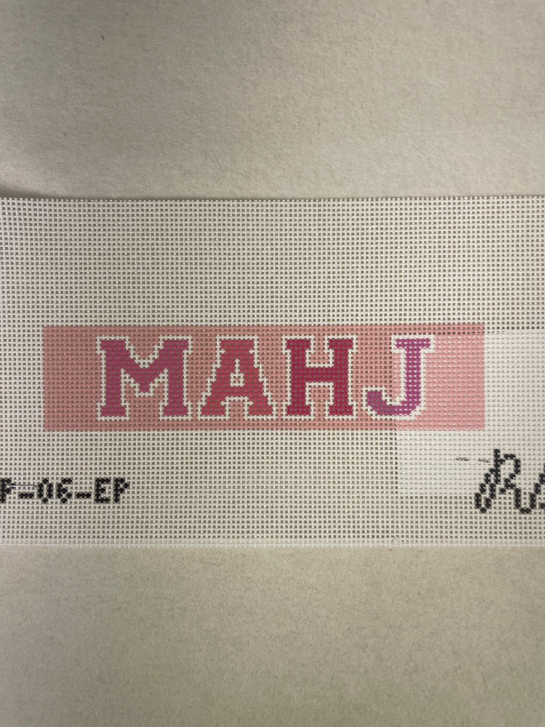 * Rachel Barri 'MAHJ' Fob - Pink