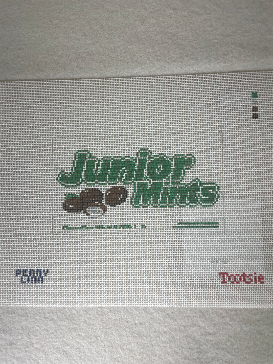 * Penny Linn Designs/ Tootsie Junior Mints Box