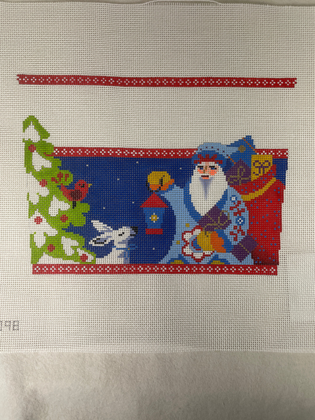 * Abigail Cecile AC98 Santa with Lantern Cuff