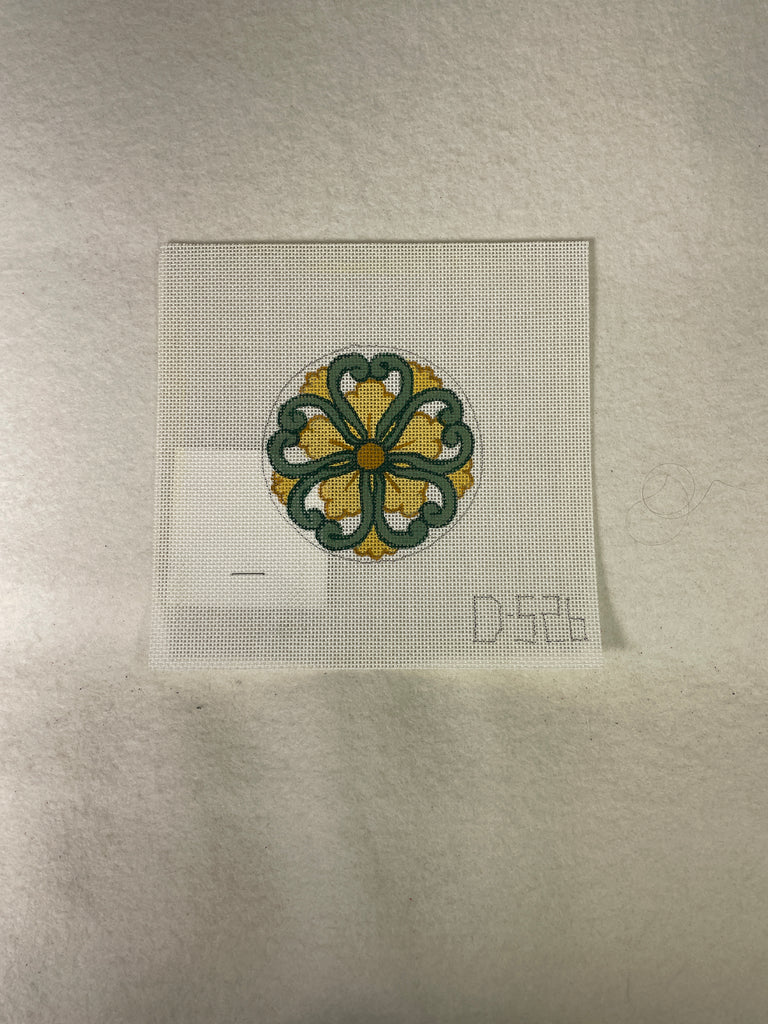 * SALE / Julia's Needleworks 18M D-526 Round
