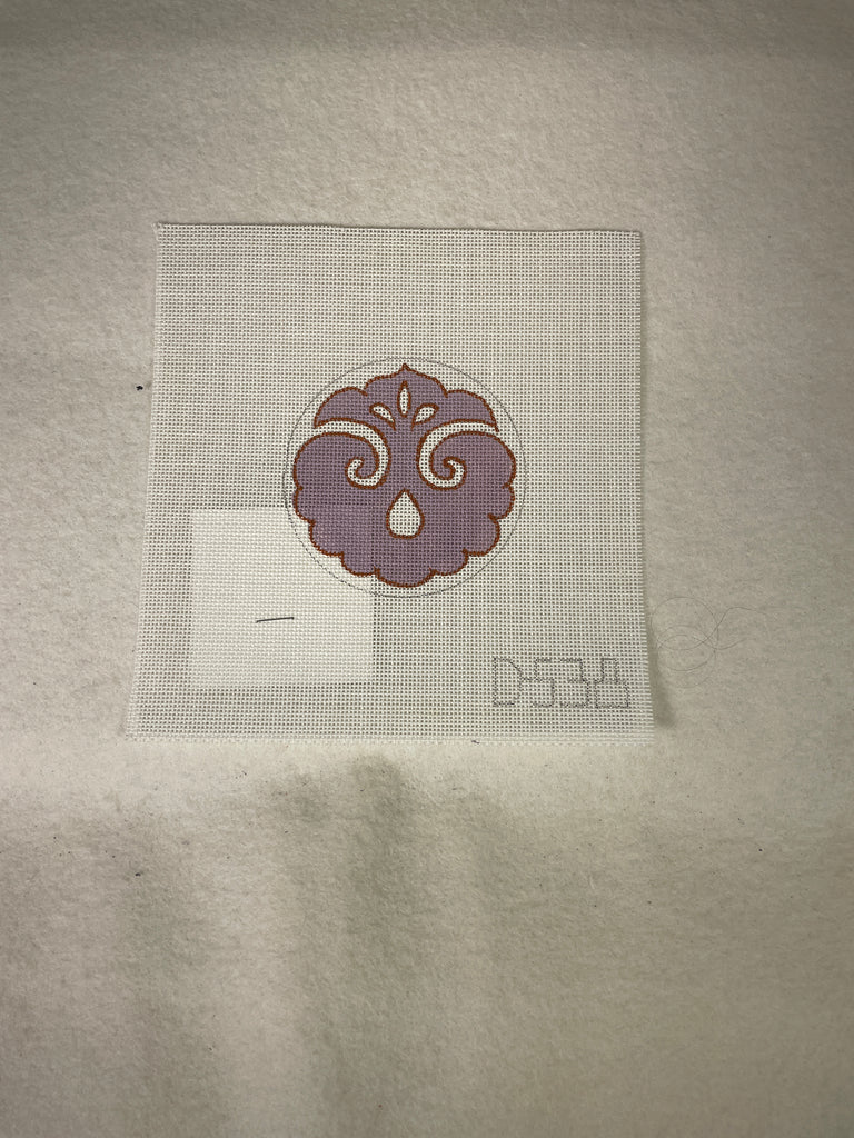 * SALE / Julia's Needleworks 18M D-538 Round