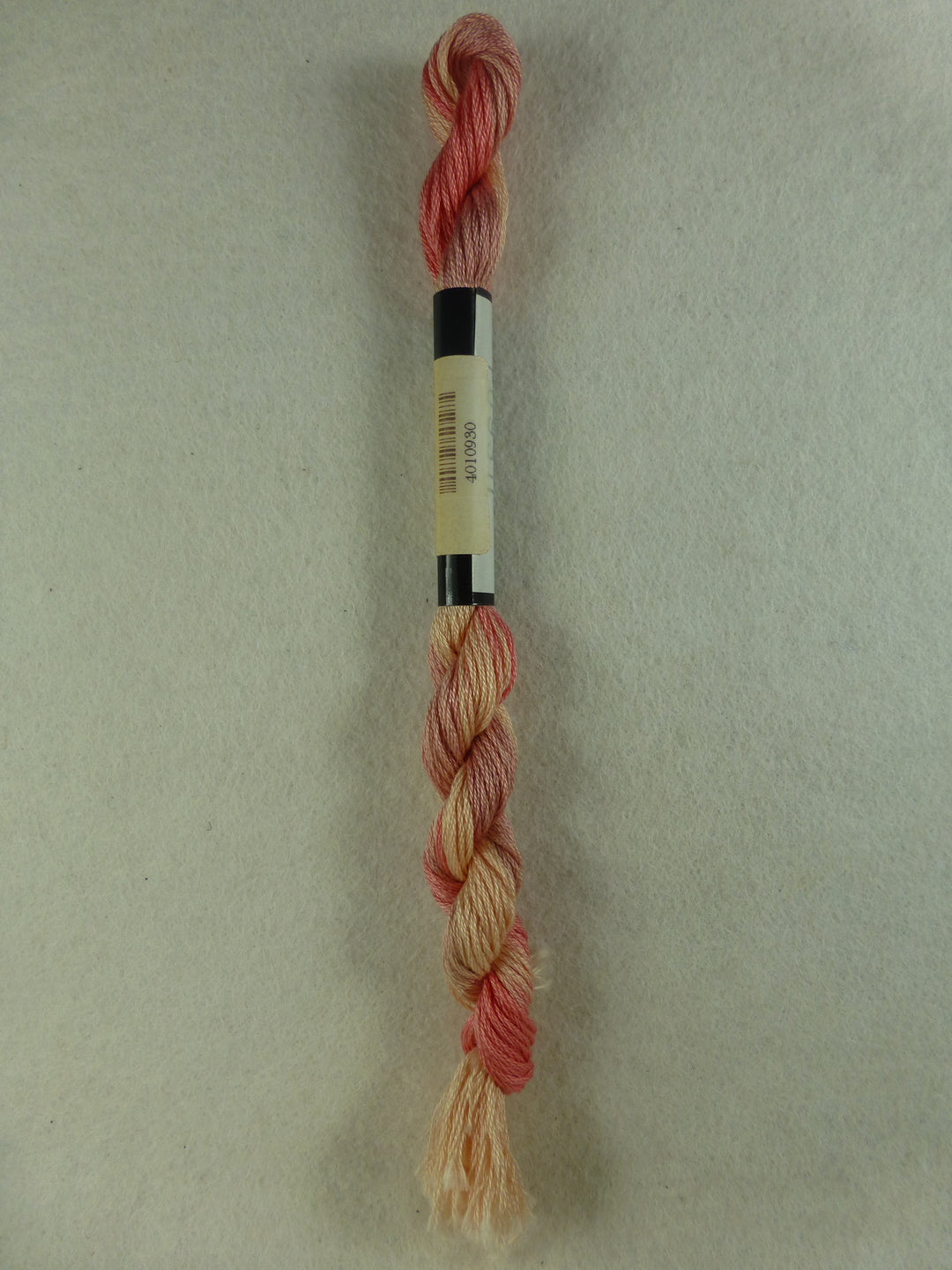 O/D Floss 10930 Peaches N Cream