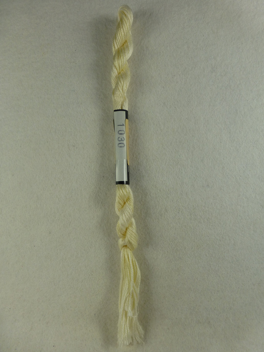 O/D Floss 1030 Butter Cream