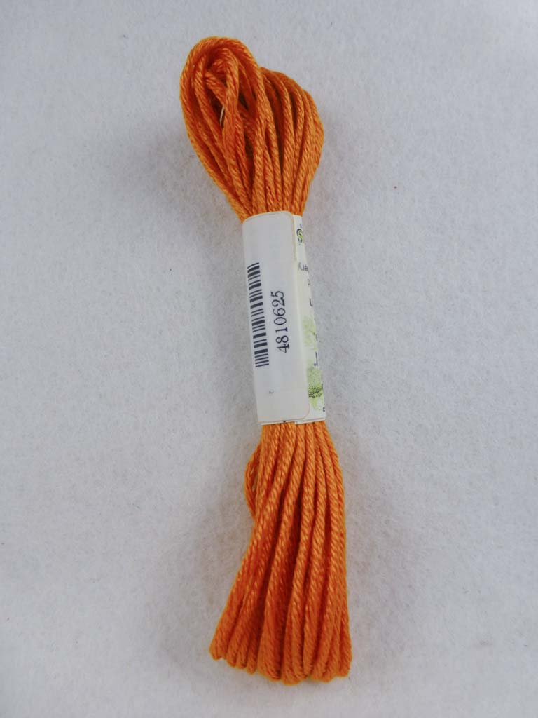 Soie d'Alger 625  by Au Ver a Soie From Beehive Needle Arts