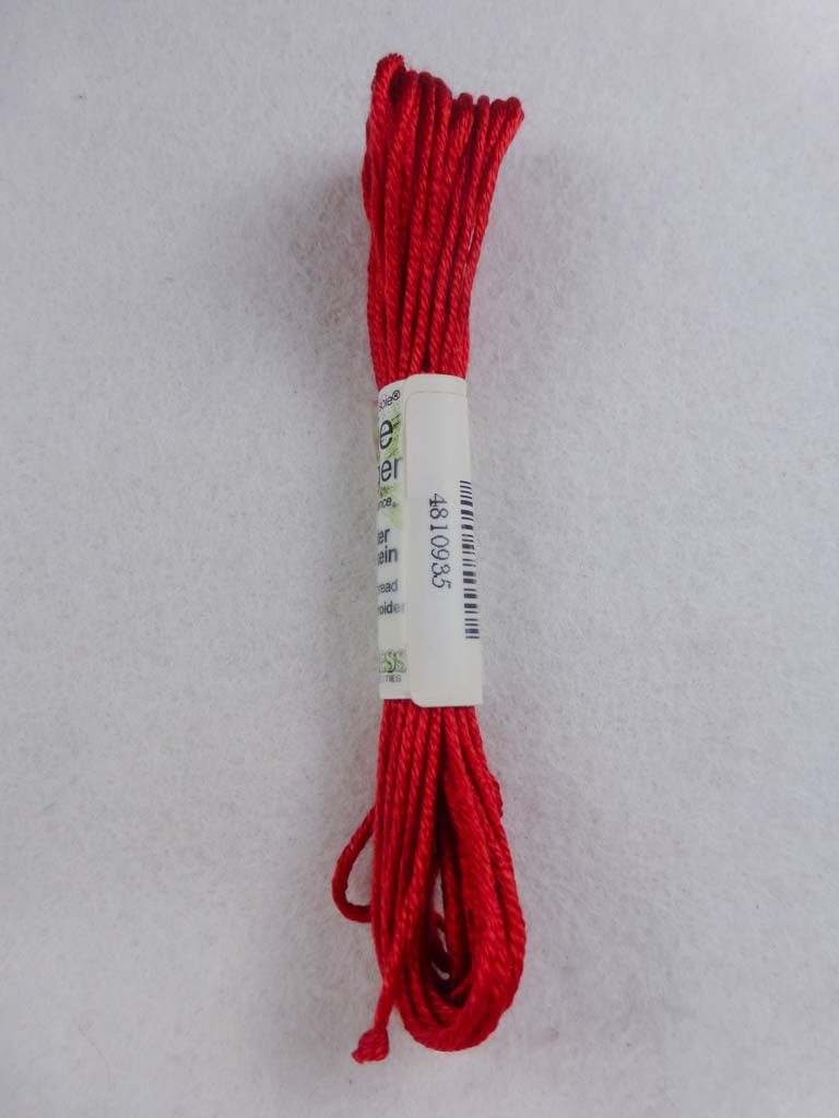 Soie d'Alger 935  by Au Ver a Soie From Beehive Needle Arts