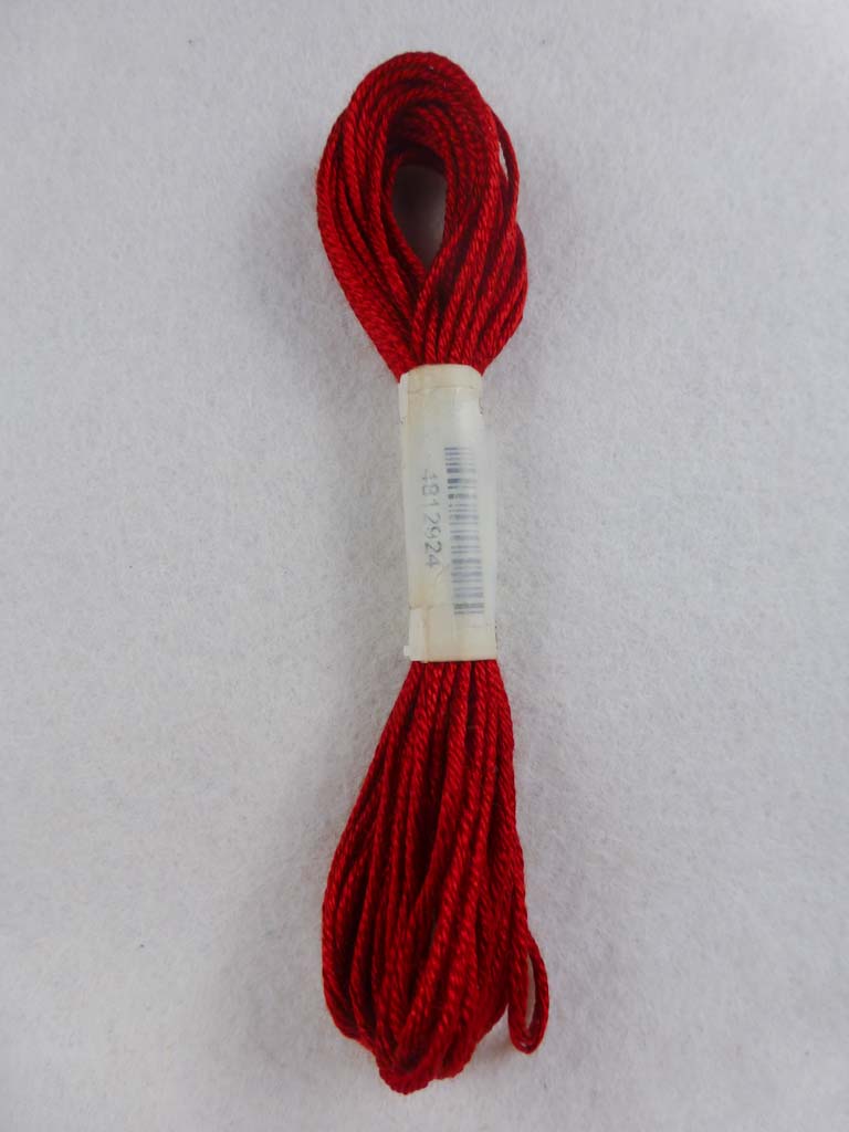 Soie d'Alger 2924  by Au Ver a Soie From Beehive Needle Arts