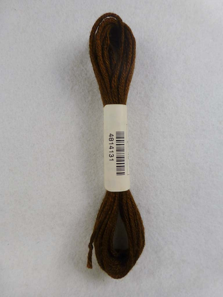 Soie d'Alger 4131  by Au Ver a Soie From Beehive Needle Arts