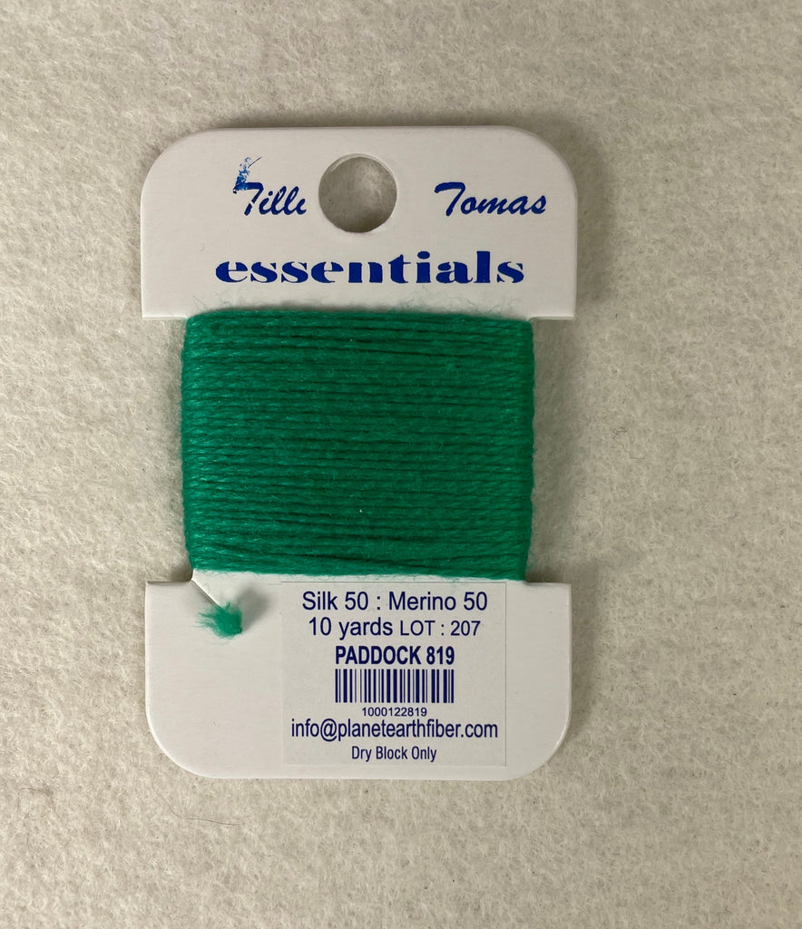 Essentials 819 Paddock
