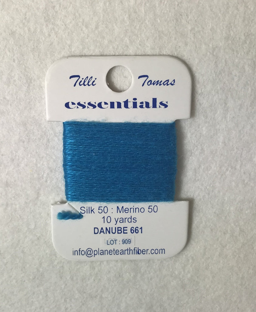 Essentials 661 Danube