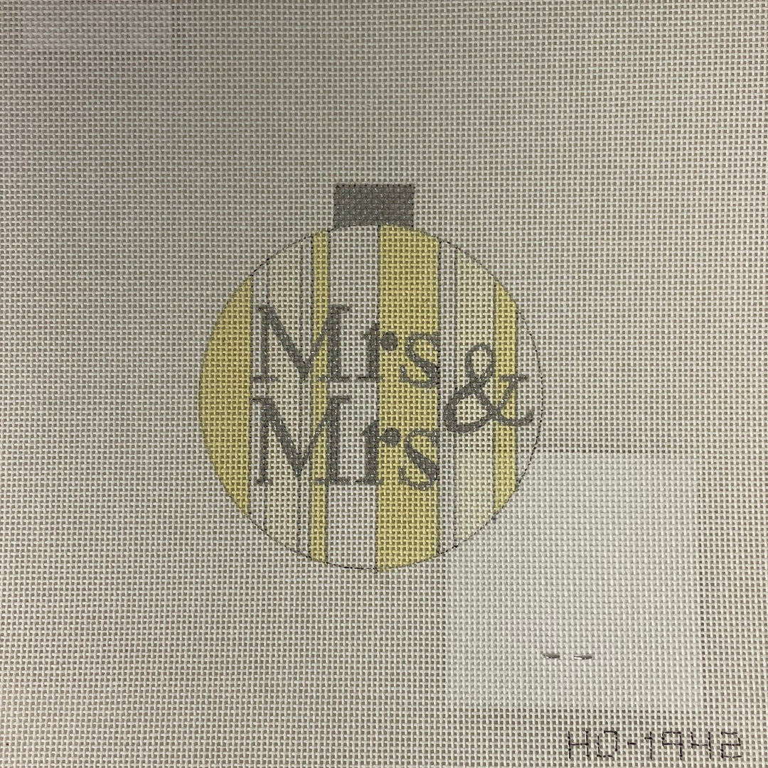 * Raymond Crawford HO1942 Mrs. and Mrs. Ornament
