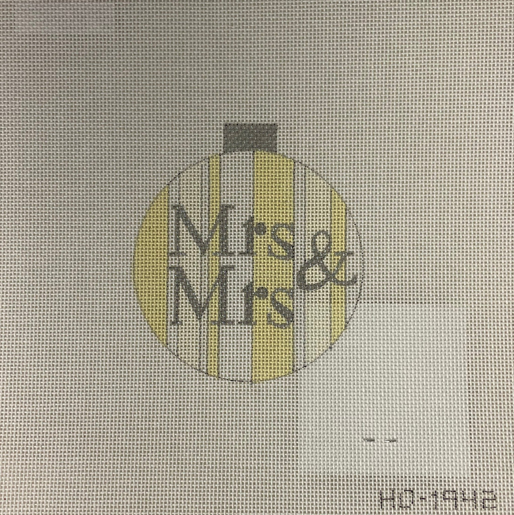 * Raymond Crawford HO1942 Mrs. and Mrs. Ornament