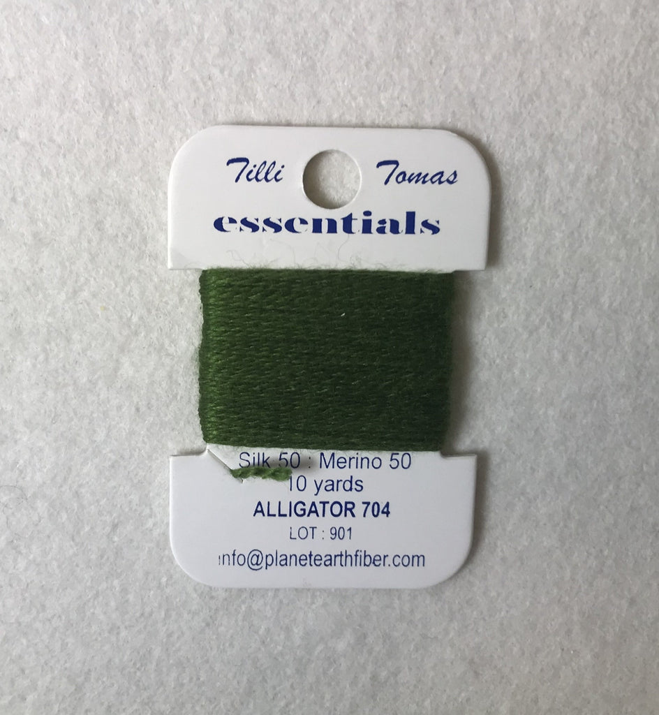 Essentials 704 Alligator