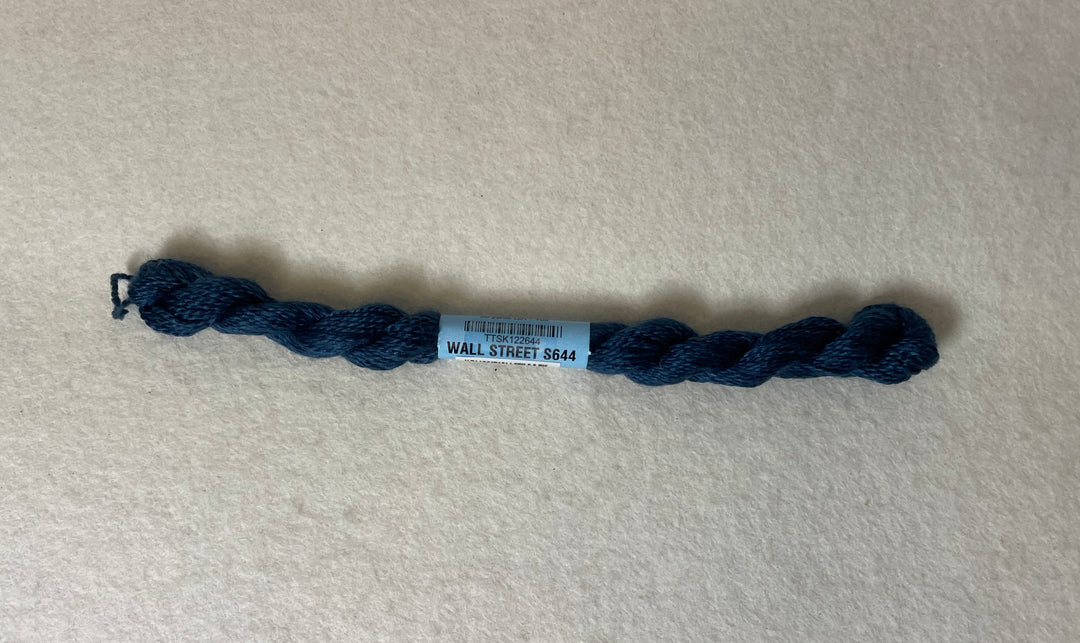 Skein Essentials SE-644 Suit/Wall Street